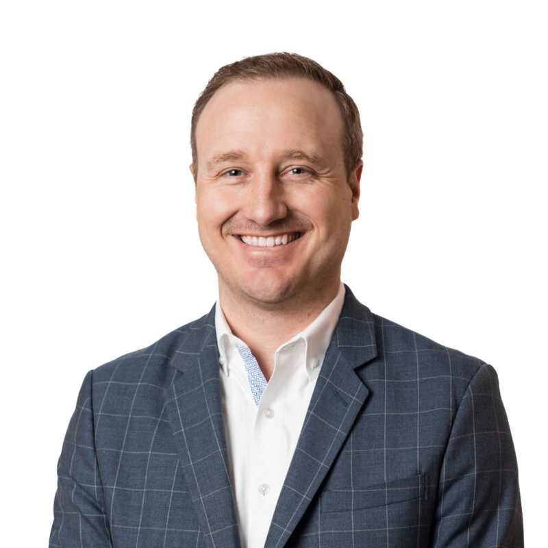 Cameron Oliver headshot