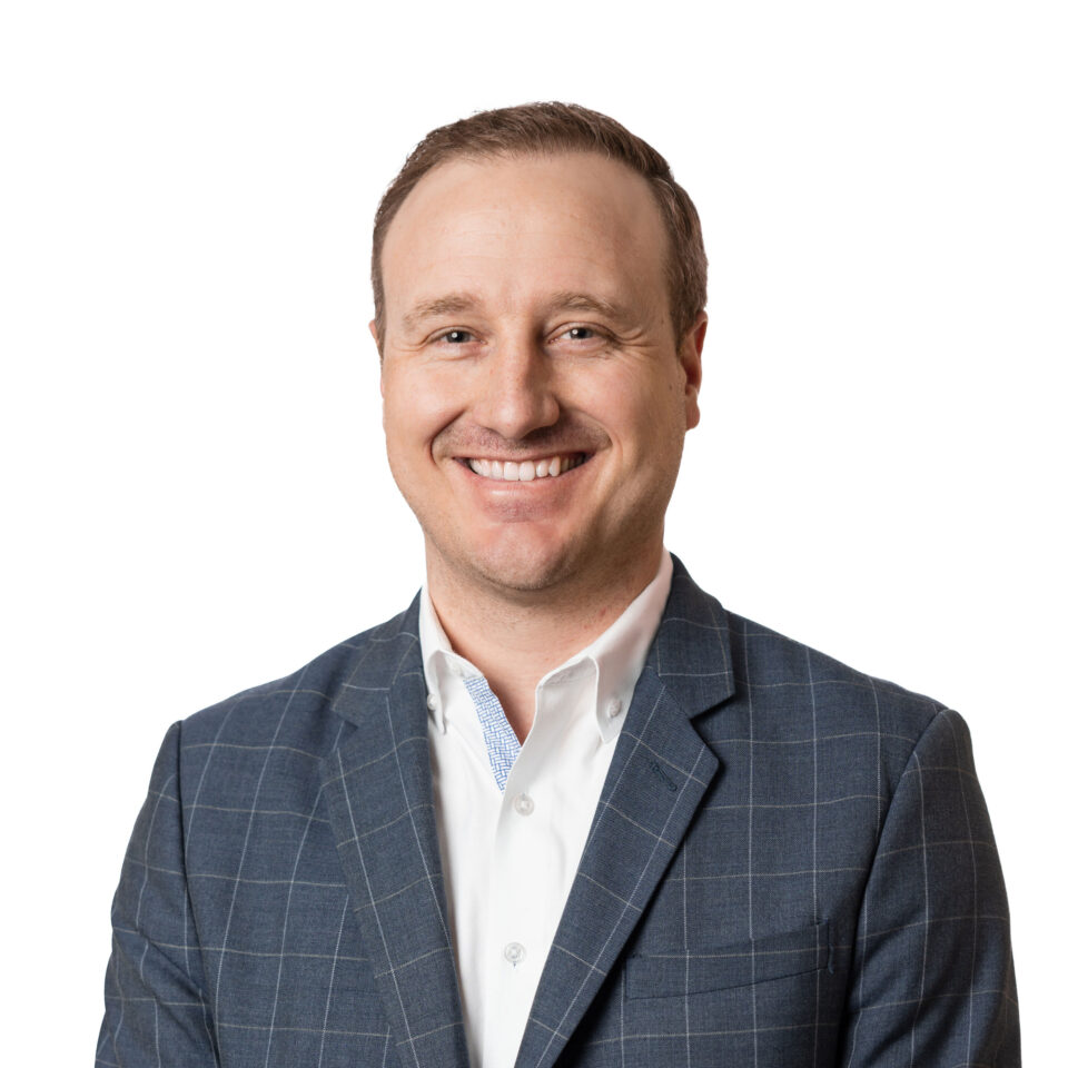 Cameron Oliver headshot